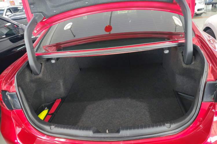 Used Mazda Atenza 2018 2.5L Blue Sky Sport Edition China VI compliant Trunk