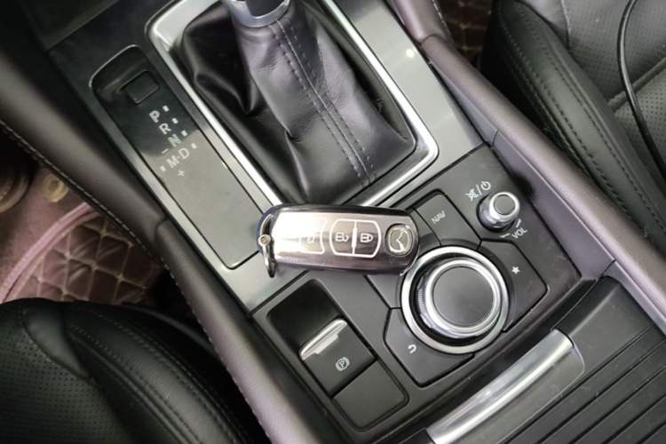 Used Mazda Atenza 2018 2.0L Blue Sky Luxury Edition China V Standard Vehicle Key