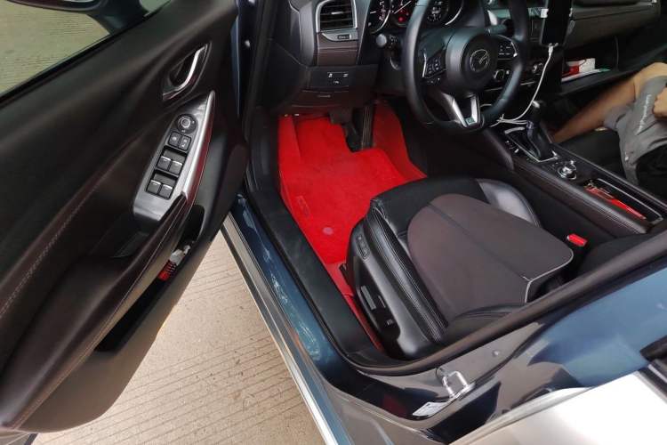 Used Mazda Atenza 2018 2.5L Skyactiv Sport Version China V Standard Driver Seat