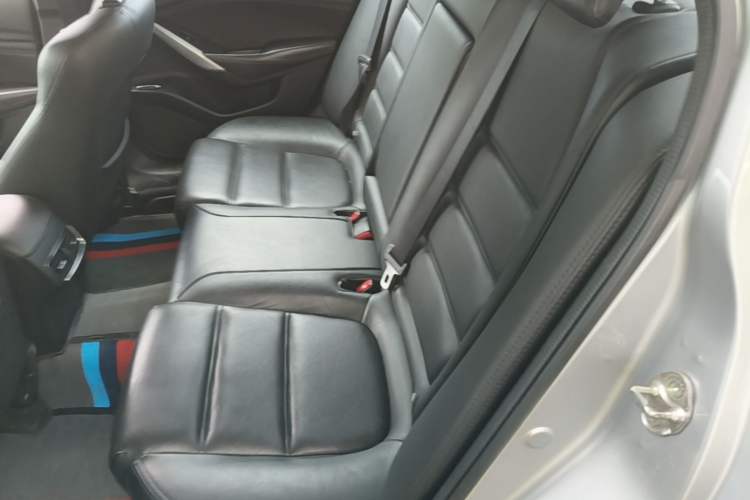 Used Mazda Atenza 2018 2.0L Blue Sky Luxury Edition China V Standard Left Rear Seat