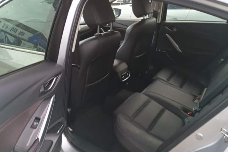 Used Mazda Atenza 2018 2.5L Blue Sky Sport Edition China VI compliant Left Rear Seat
