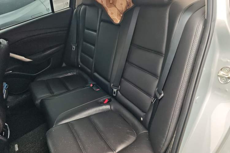 Used Mazda Atenza 2018 2.0L Blue Sky Luxury Edition China V Standard Left Rear Seat