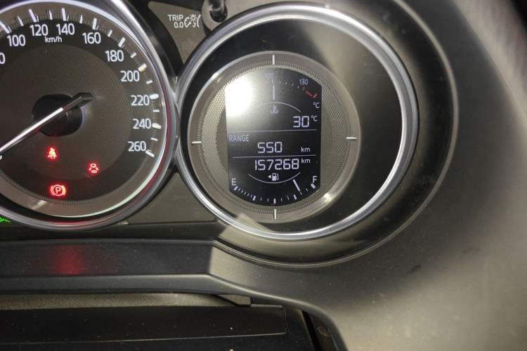 Used Mazda Atenza 2018 2.0L Blue Sky Luxury Edition China V Standard Odometer Close Up