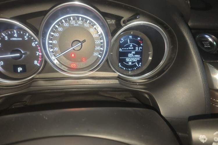 Used Mazda Atenza 2018 2.5L Blue Sky Sport Edition China VI compliant Odometer Close Up