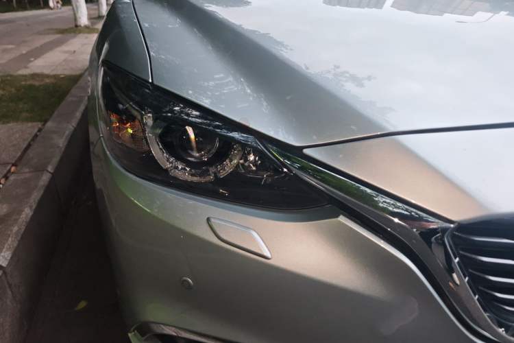 Used Mazda Atenza 2018 2.5L Blue Sky Prestige Edition China VI compliant Right Front Headlight