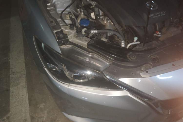 Used Mazda Atenza 2018 2.5L Blue Sky Sport Edition China VI compliant Right Front Headlight