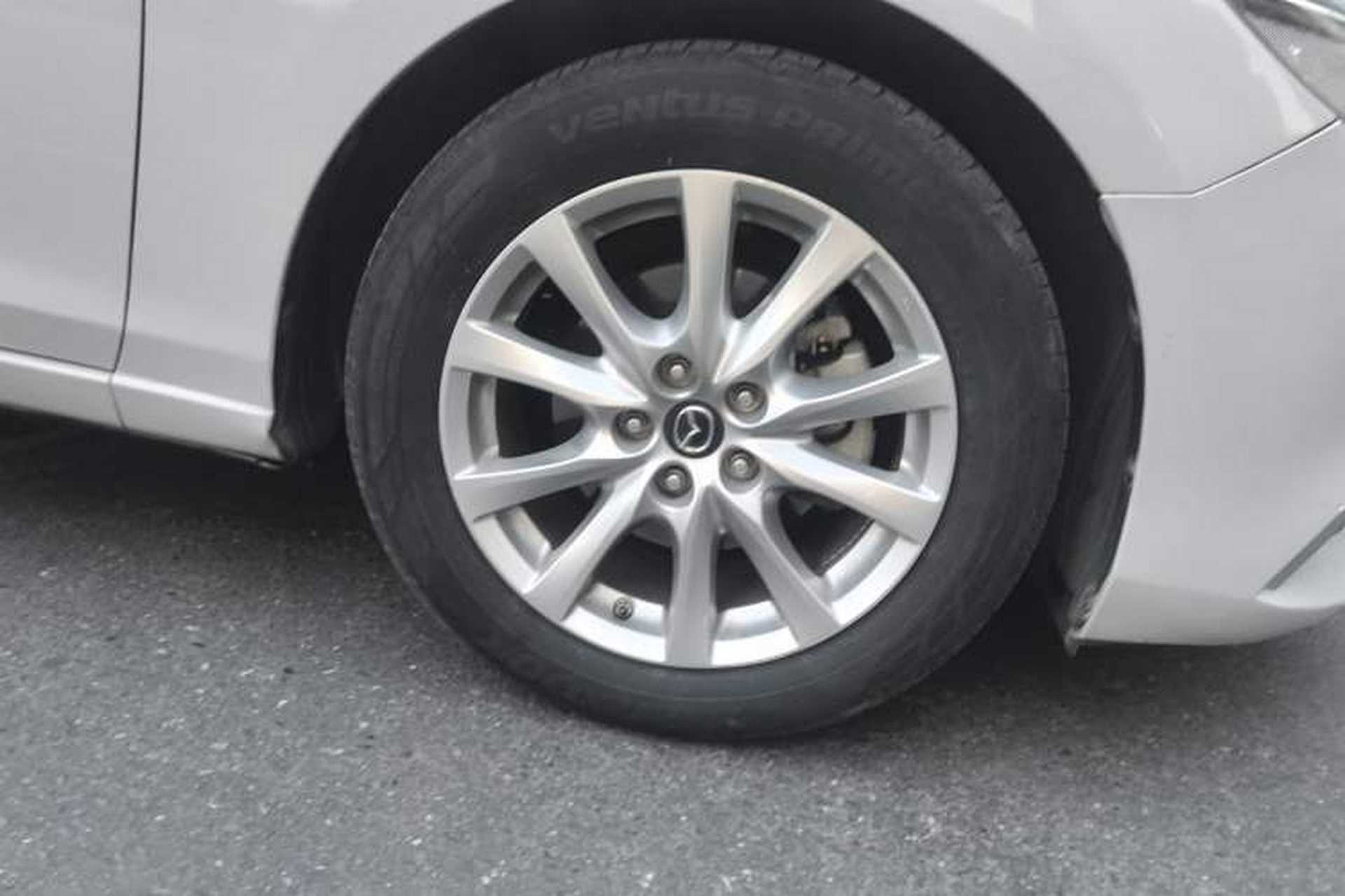 Used Mazda Atenza 2018 2.0L Blue Sky Luxury Edition China V Standard Right Front Wheel Hub