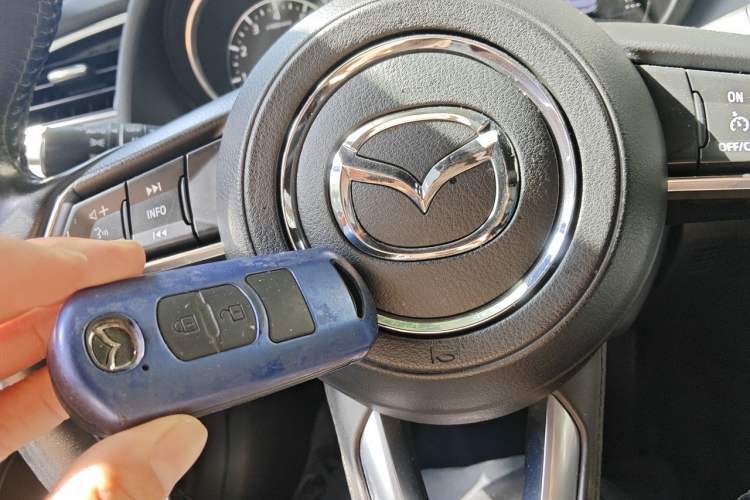 Used Mazda Atenza 2018 2.5L Blue Sky Prestige Edition China V Standard Vehicle Key