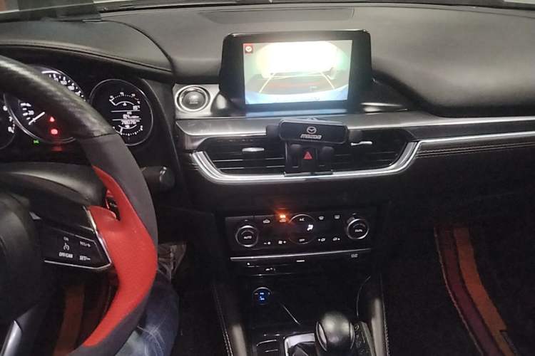 Used Mazda Atenza 2018 2.5L Skyactiv Sport Version China V Standard Audio And AC Panel