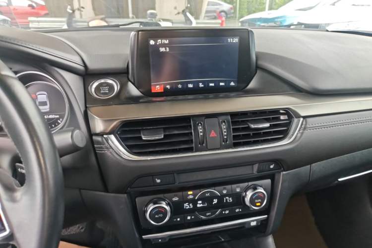 Used Mazda Atenza 2018 2.5L Blue Sky Prestige Edition China VI compliant Audio And AC Panel