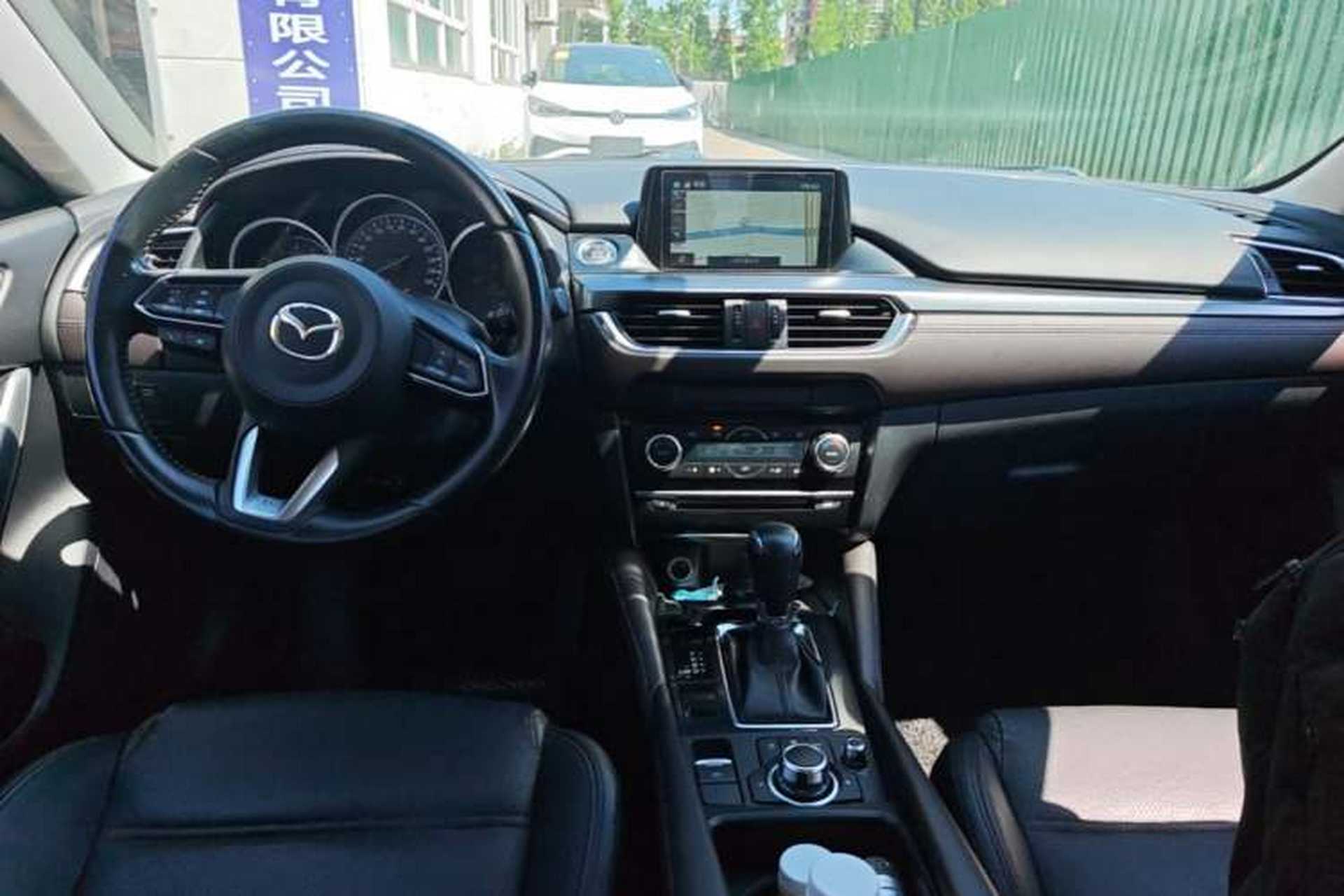 Used Mazda Atenza 2018 2.0L Blue Sky Luxury Edition China V Standard Center Console
