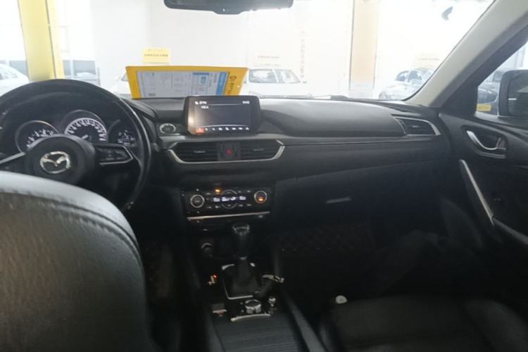 Used Mazda Atenza 2018 2.5L Skyactiv Sport Version China V Standard Center Console