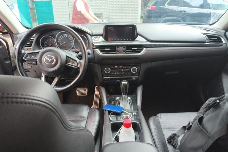 Used Mazda Atenza 2018 2.0L Blue Sky Luxury Edition China V Standard Center Console