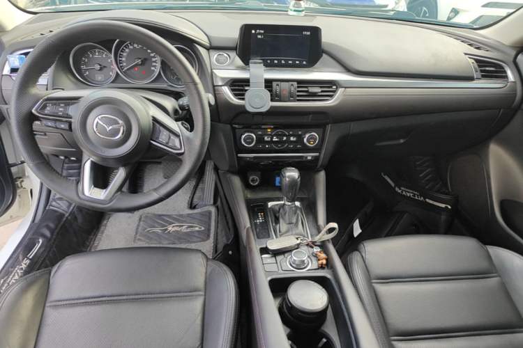 Used Mazda Atenza 2018 2.5L Skyactiv Sport Version China V Standard Center Console