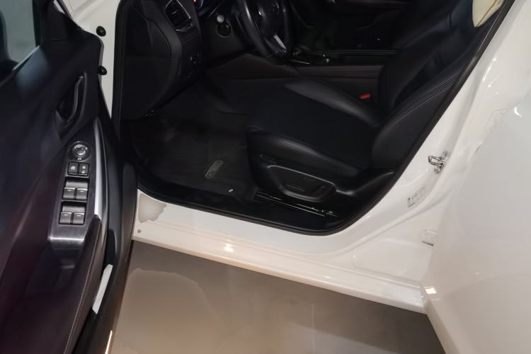 Used Mazda Atenza 2018 2.5L Skyactiv Sport Version China V Standard Driver Seat