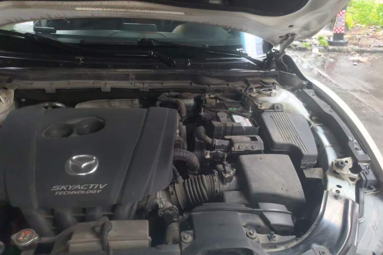 Used Mazda Atenza 2018 2.0L Blue Sky Luxury Edition China VI Standard Engine Bay Left