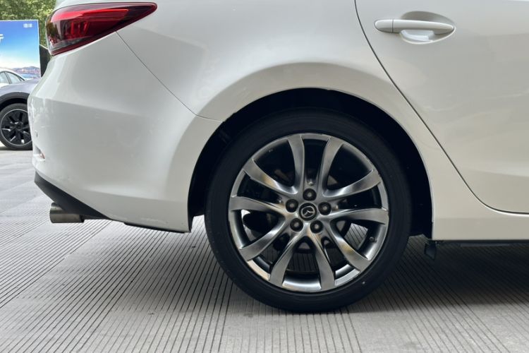 Used Mazda Atenza 2018 2.5L Blue Sky Prestige Edition China V Standard Exterior 4