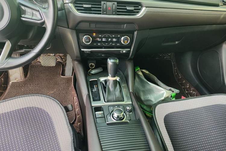 Used Mazda Atenza 2018 2.0L Blue Sky Luxury Edition China V Standard Gear Lever
