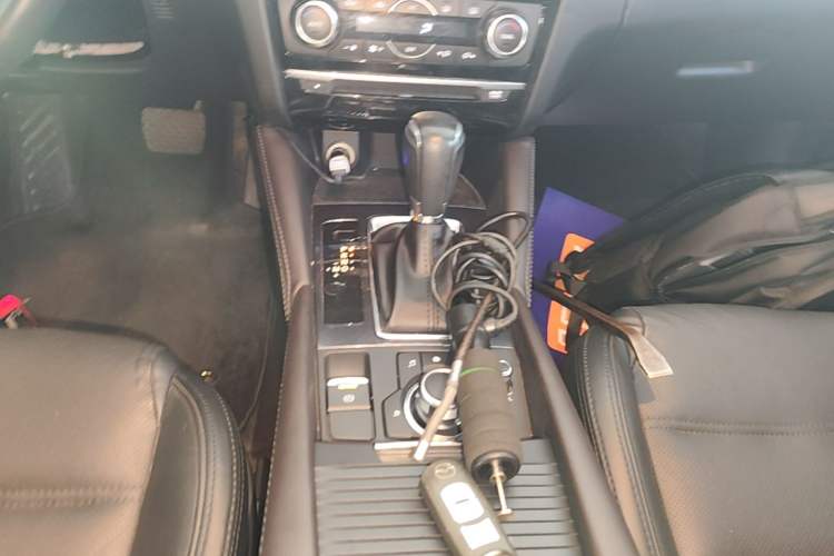 Used Mazda Atenza 2018 2.0L Blue Sky Luxury Edition China V Standard Gear Lever