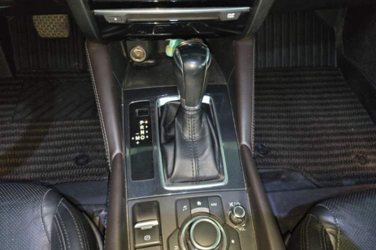 Used Mazda Atenza 2018 2.5L Skyactiv Sport Version China V Standard Gear Lever