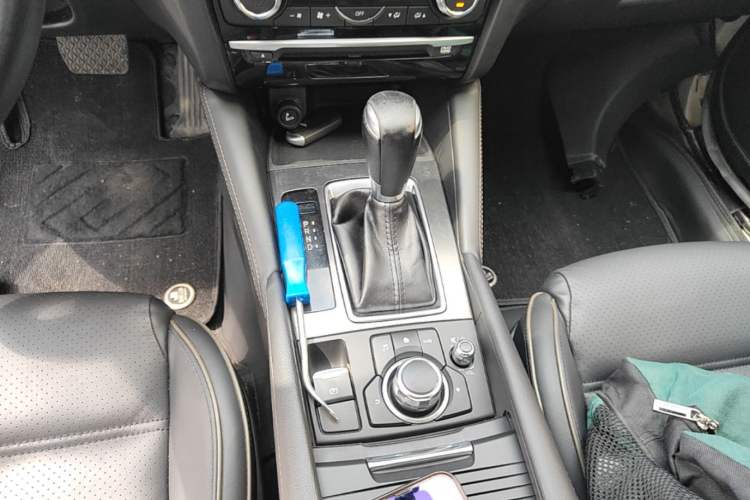 Used Mazda Atenza 2018 2.5L Blue Sky Prestige Edition China V Standard Gear Lever