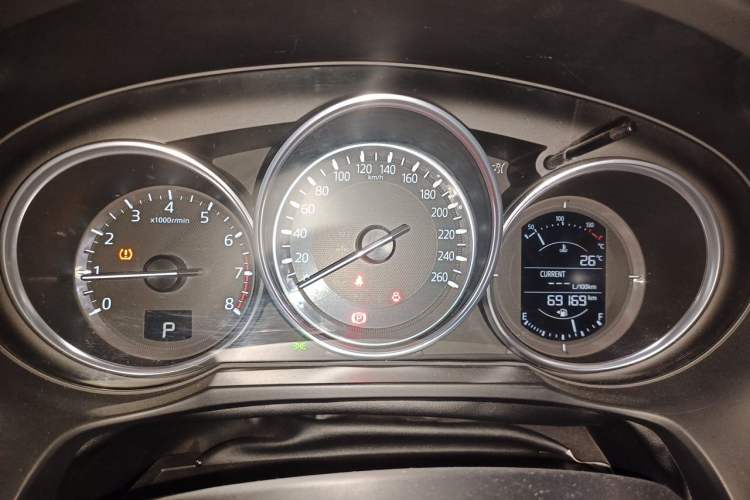 Used Mazda Atenza 2018 2.0L Blue Sky Luxury Edition China V Standard Instrument Cluster
