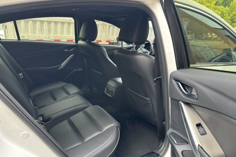 Used Mazda Atenza 2018 2.5L Blue Sky Prestige Edition China V Standard Interior 10
