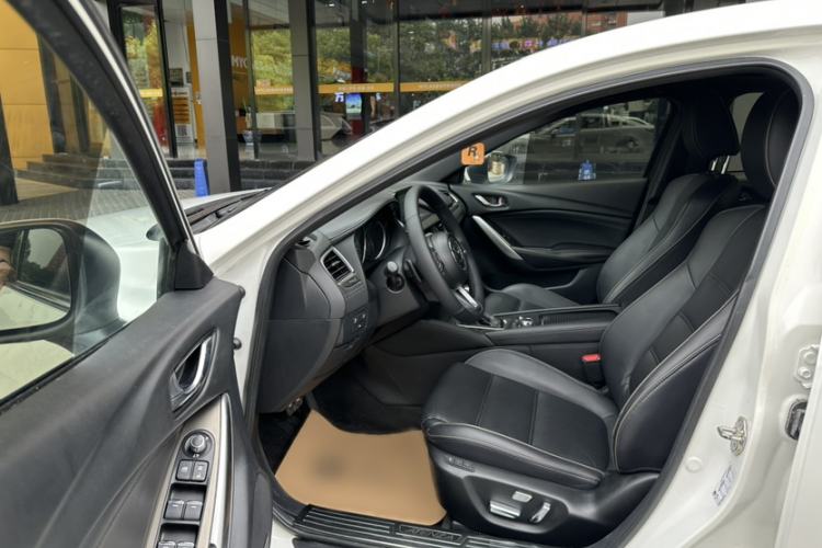 Used Mazda Atenza 2018 2.5L Blue Sky Prestige Edition China V Standard Interior 12
