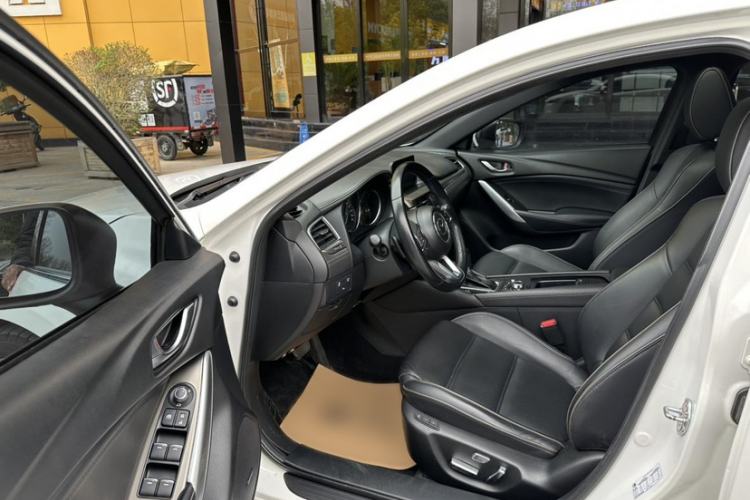 Used Mazda Atenza 2018 2.5L Blue Sky Prestige Edition China V Standard Interior 3