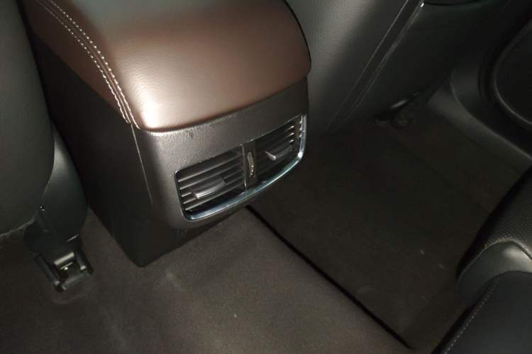 Used Mazda Atenza 2018 2.0L SmartTech Version China VI Standard Interior 6