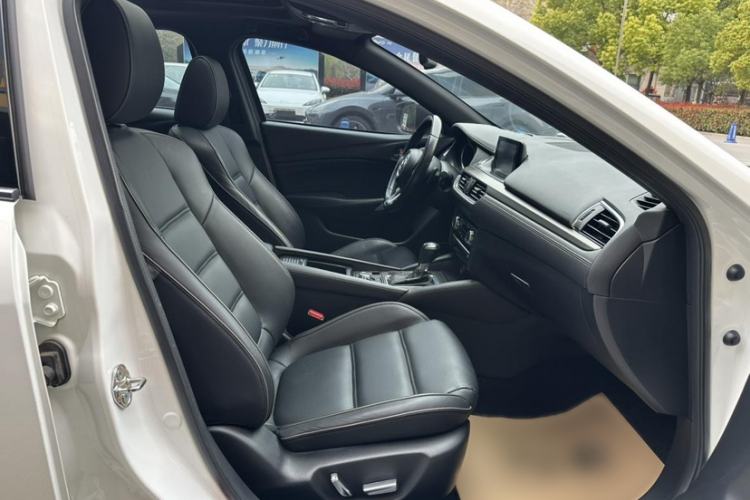 Used Mazda Atenza 2018 2.5L Blue Sky Prestige Edition China V Standard Interior 6