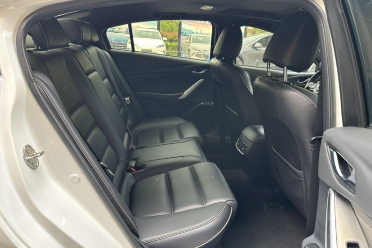 Used Mazda Atenza 2018 2.5L Blue Sky Prestige Edition China V Standard Interior 8