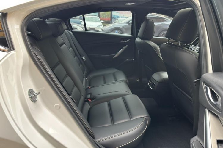 Used Mazda Atenza 2018 2.5L Blue Sky Prestige Edition China V Standard Interior 9