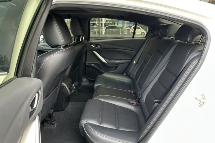 Used Mazda Atenza 2018 2.5L Blue Sky Prestige Edition China V Standard Interior 9