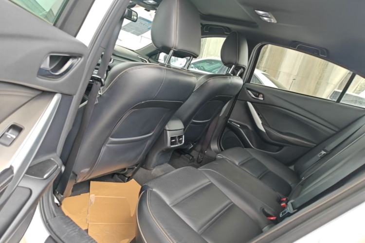 Used Mazda Atenza 2018 2.5L Blue Sky Prestige Edition China VI compliant Left Rear Seat