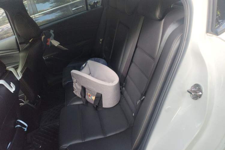 Used Mazda Atenza 2018 2.5L Blue Sky Prestige Edition China VI compliant Left Rear Seat