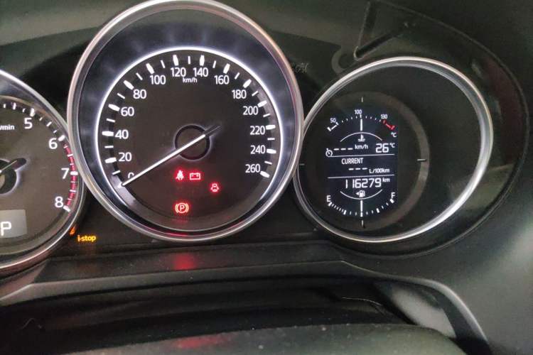 Used Mazda Atenza 2018 2.5L Skyactiv Sport Version China V Standard Odometer Close Up