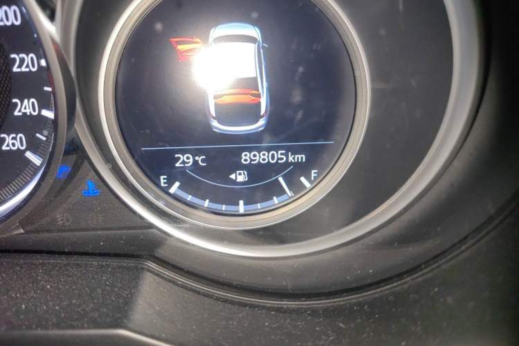 Used Mazda Atenza 2018 2.5L Blue Sky Prestige Edition China V Standard Odometer Close Up
