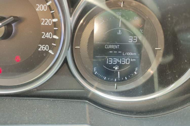 Used Mazda Atenza 2018 2.0L Blue Sky Luxury Edition China V Standard Odometer Close Up