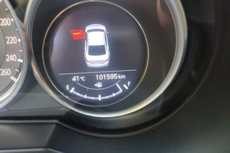 Used Mazda Atenza 2018 2.5L Blue Sky Prestige Edition China VI compliant Odometer Close Up