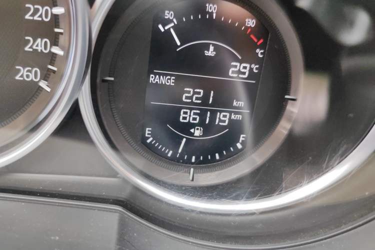 Used Mazda Atenza 2018 2.5L Skyactiv Sport Version China V Standard Odometer Close Up
