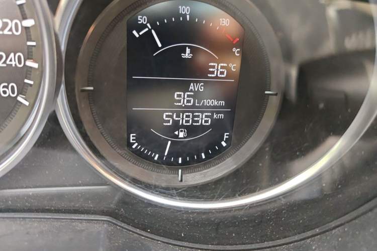 Used Mazda Atenza 2018 2.5L Skyactiv Sport Version China V Standard Odometer Close Up
