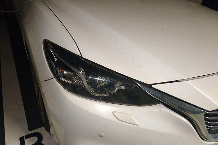 Used Mazda Atenza 2018 2.5L Blue Sky Prestige Edition China VI compliant Right Front Headlight