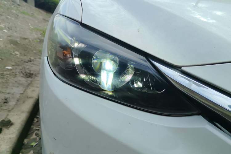 Used Mazda Atenza 2018 2.5L Skyactiv Sport Version China V Standard Right Front Headlight