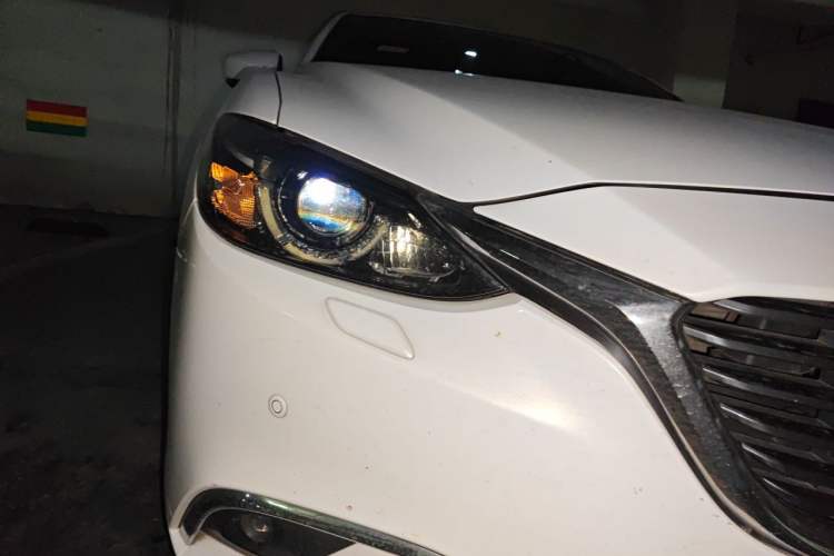 Used Mazda Atenza 2018 2.5L Blue Sky Prestige Edition China VI compliant Right Front Headlight