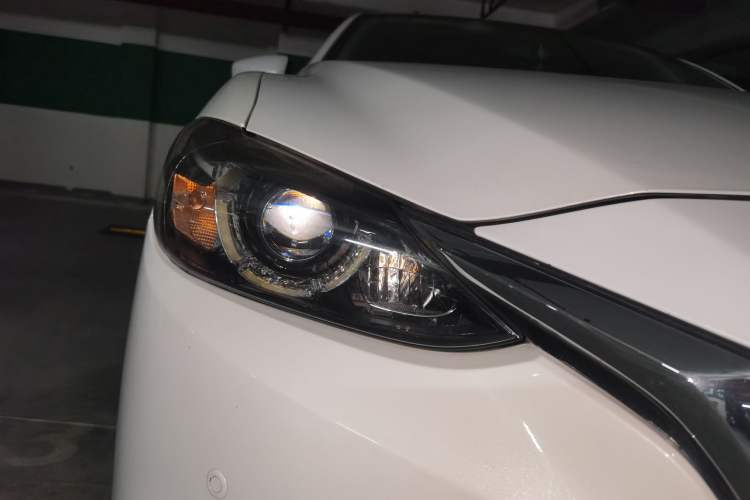 Used Mazda Atenza 2018 2.5L Skyactiv Sport Version China V Standard Right Front Headlight