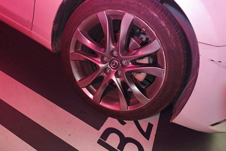 Used Mazda Atenza 2018 2.5L Blue Sky Prestige Edition China VI compliant Right Front Wheel Hub