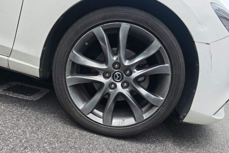 Used Mazda Atenza 2018 2.5L Skyactiv Sport Version China V Standard Right Front Wheel Hub