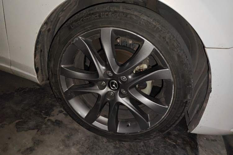 Used Mazda Atenza 2018 2.5L Blue Sky Prestige Edition China VI compliant Right Front Wheel Hub