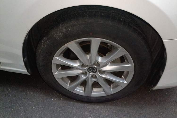 Used Mazda Atenza 2018 2.0L Blue Sky Luxury Edition China V Standard Right Front Wheel Hub